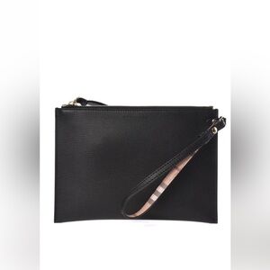 Authentic Burberry Black leather
Haymarket Novacheck zip pouch clutch